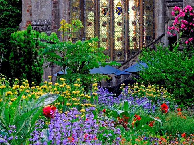 Gardens illustrated image resized Landscape 4.3.jpg