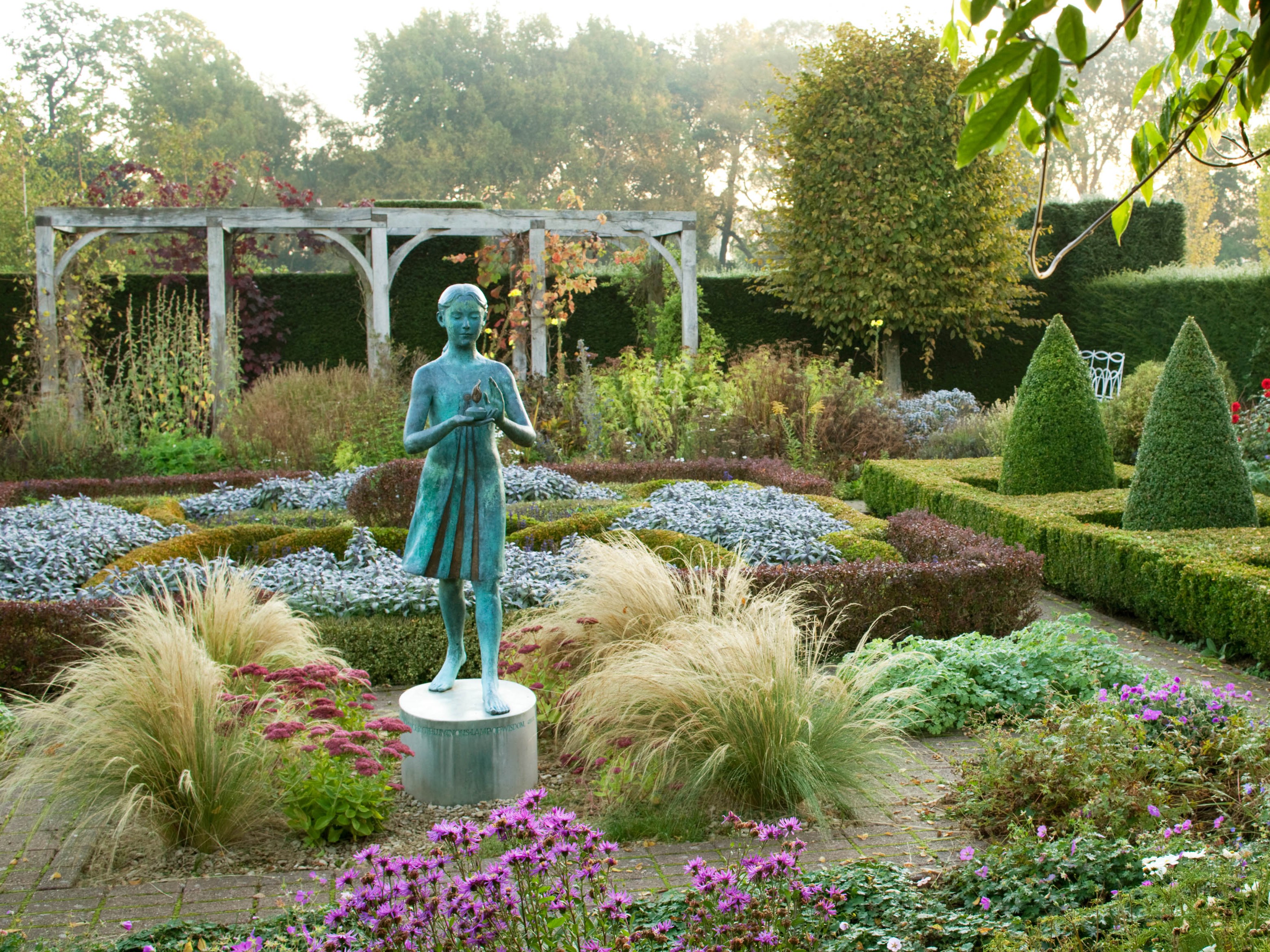 waterperry 4 x 3.jpg