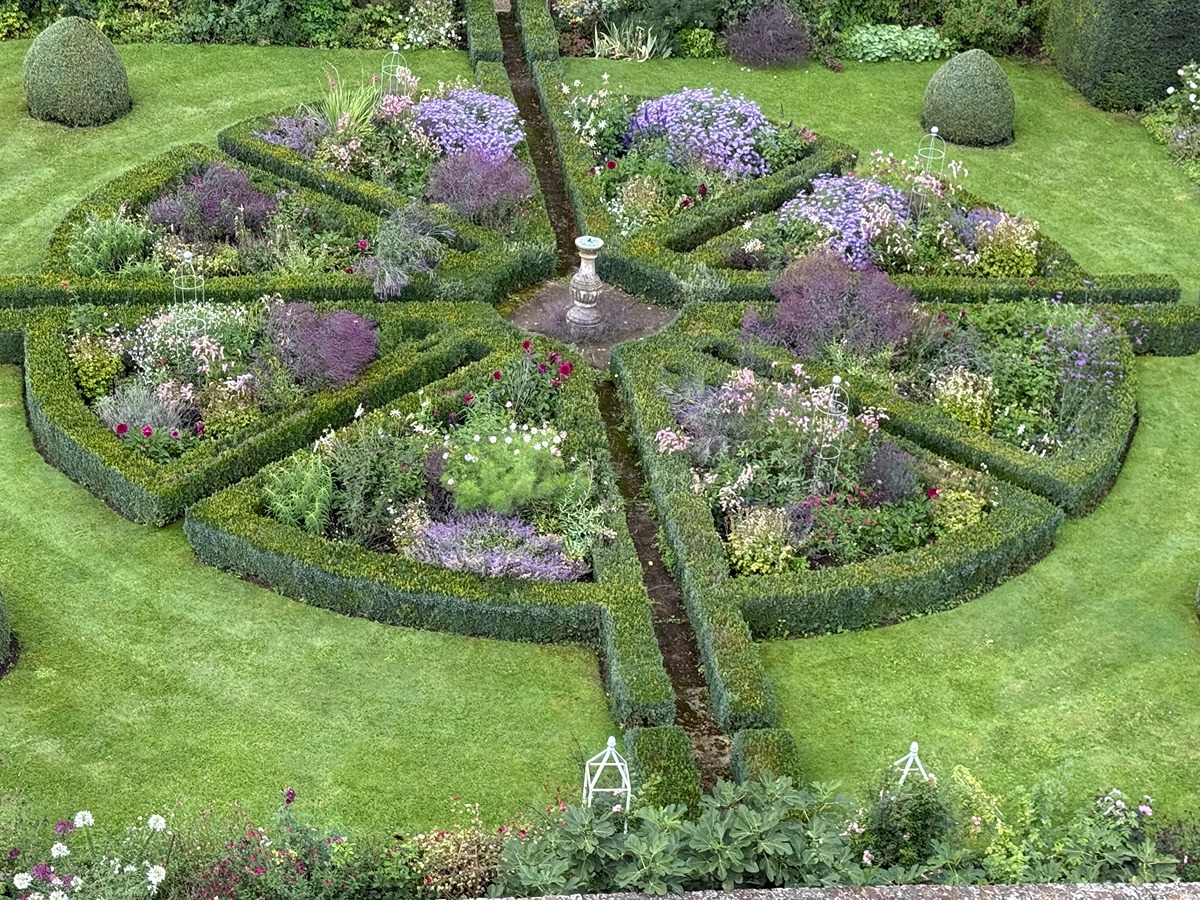 img_0032 adwell sundial-1200x900.jpeg